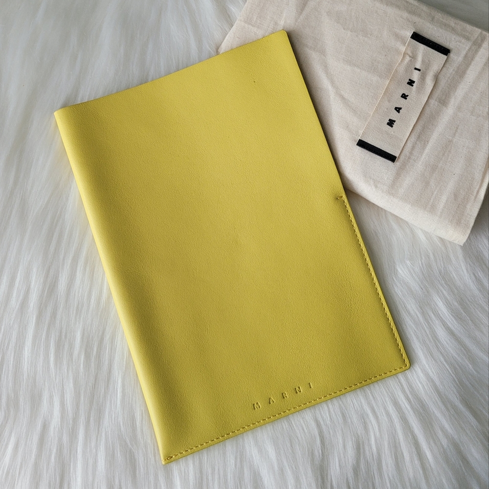 💛Marni Yellow Multi Purpose Yellow Leather Case Pouch